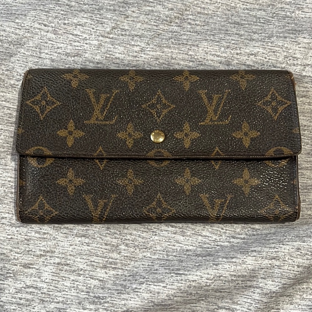 LV international monogram wallet